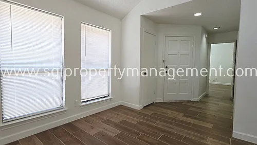 2408 Centaurus Dr Photo 1