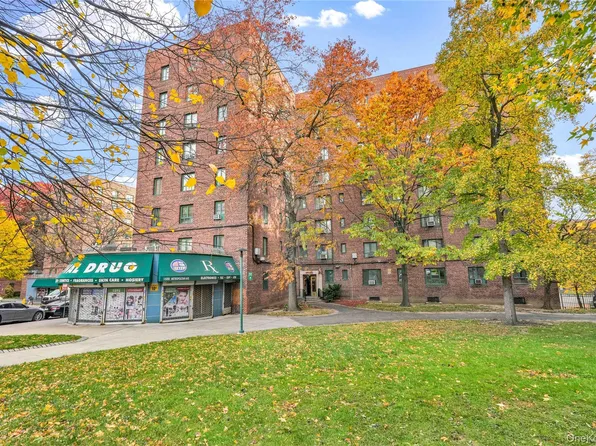1504 Metropolitian Avenue #4C, Bronx, NY 10462