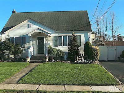 170 Midfield Rd, Colonia, NJ, 07067
