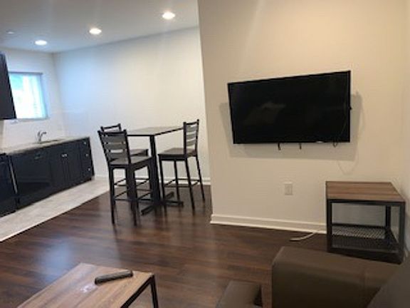 2nd image of 1515 N 16th St #10