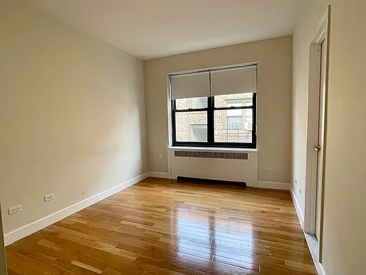 Rented by Stonehenge NYC LLC | media 5