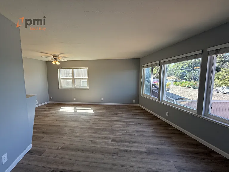 50 Carquinez Scenic Dr #4 — Photo 4