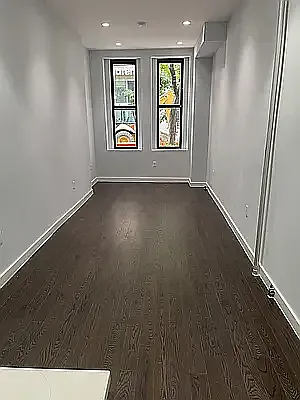 100 Charlton St #1 Photo 1