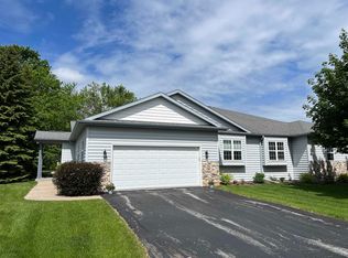 1276 Cameron Cir, Neenah, WI 54956