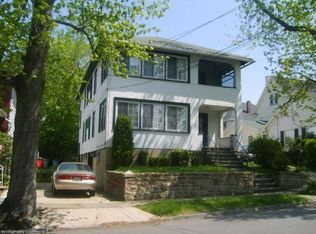 1315 Woodlawn St, Dunmore, PA 18509