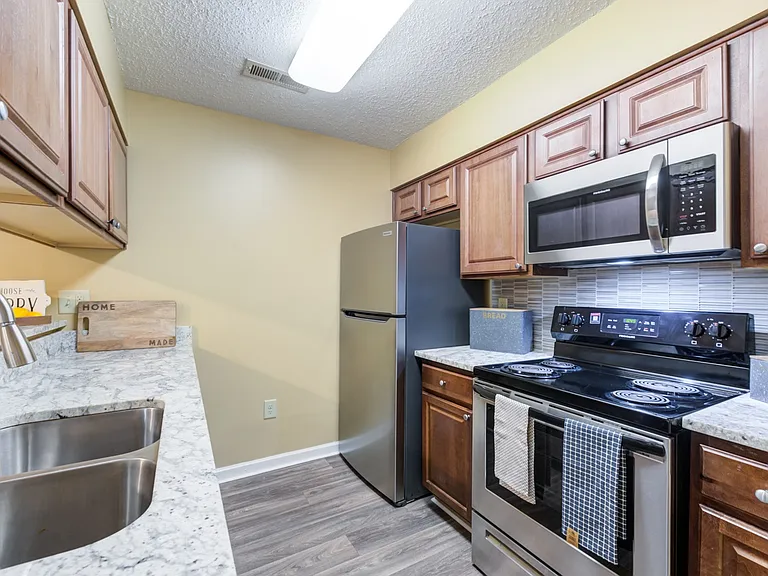 Chason Ridge Apartment Homes — Photo 2
