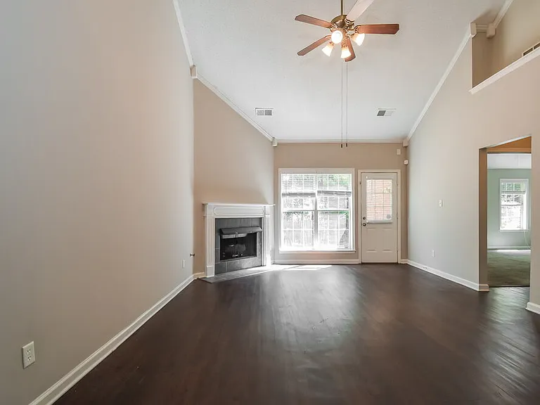 7510 Bakers Glenn Ln — Photo 5