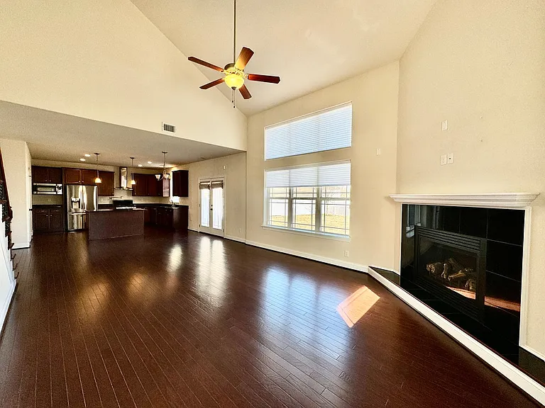 1532 Drumheller Dr — Photo 19