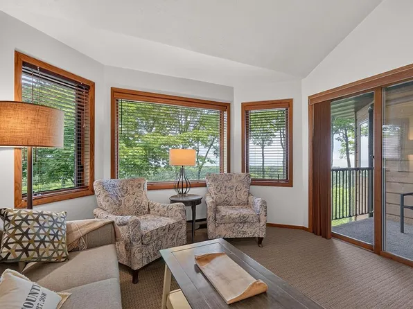 4920 N Landmark Cir #2325, Egg Harbor, WI 54209
