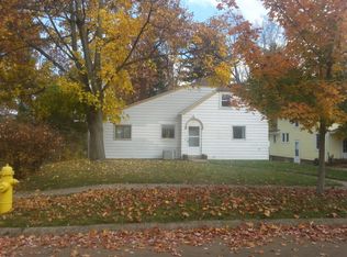 561 Woodland Ave, Wooster, OH 44691