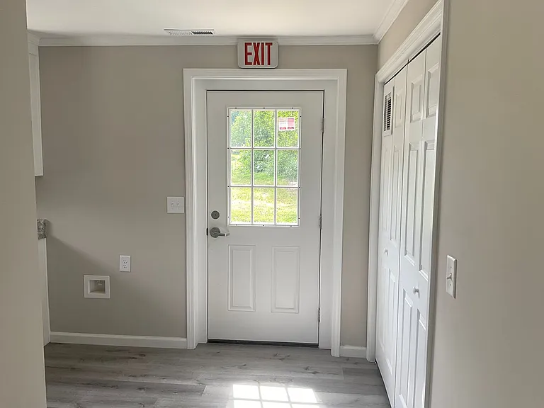 5479 W State Highway 27 — Photo 5