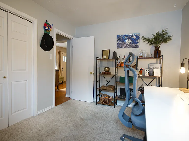 4320 Winona Ct — Photo 32