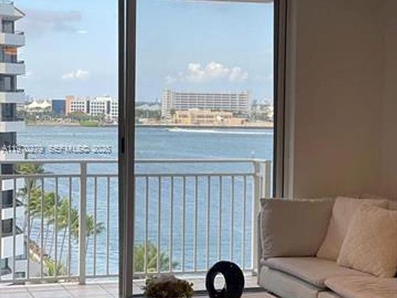 5th image of 770 Claughton Island Dr APT 1013