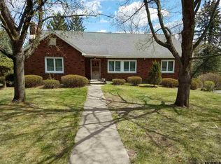 39 Devitt Rd, Waterford, NY 12188