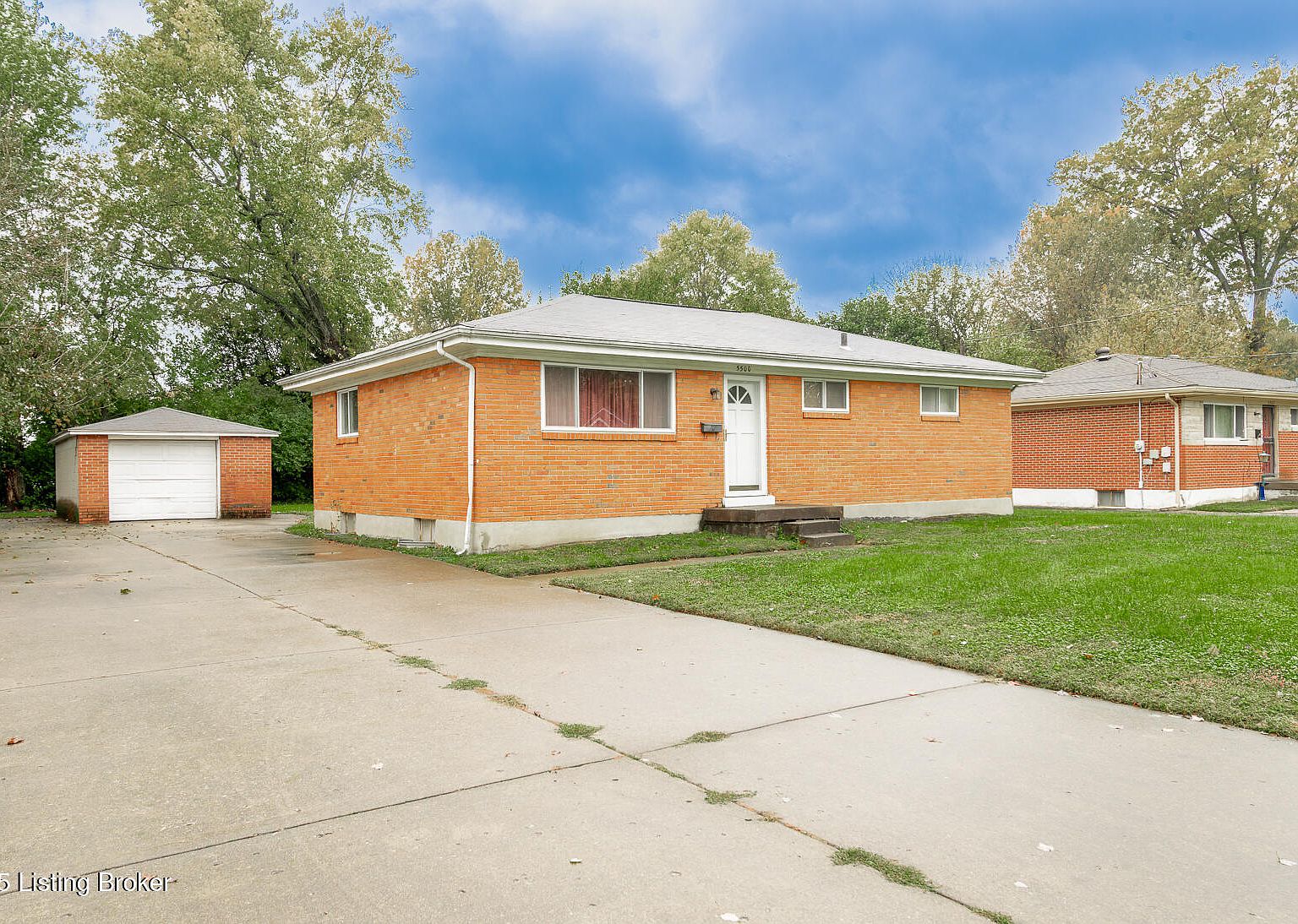 5500 Azalea Ln, Louisville, KY 40258 | Zillow