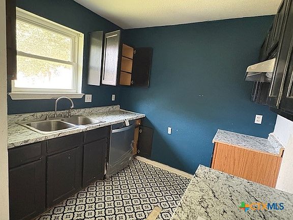 5th image of 5114 Stan Cir
