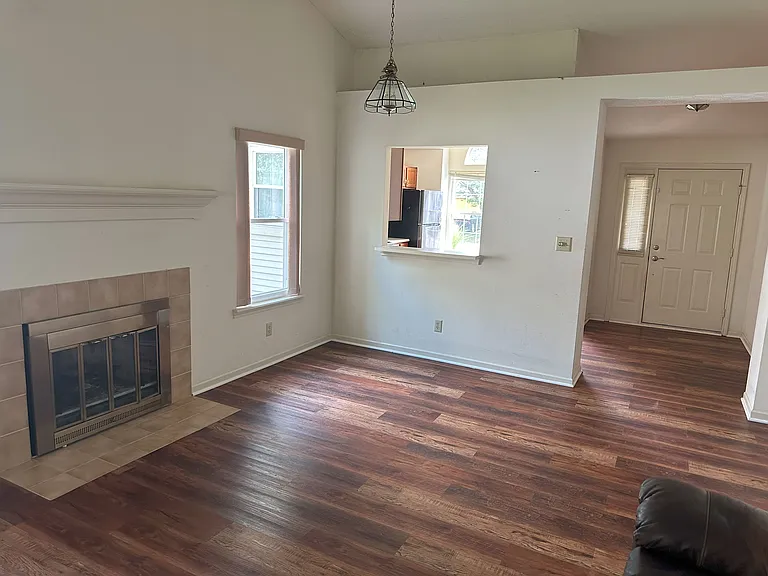 3004 Village Park North Dr — Photo 15