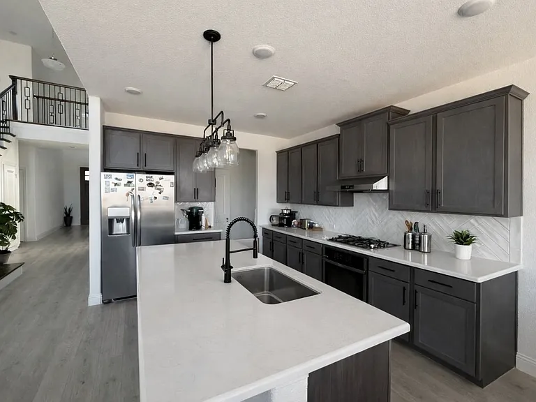 10201 Fulgham Dr — Photo 3