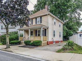 1969 Cranston St, Cranston, RI 02920
