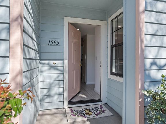 3rd image of 1593 Shanghai Cir