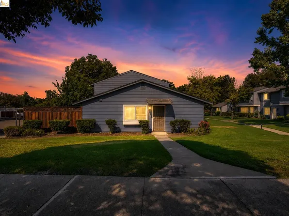 1651 Monterey Dr, Livermore, CA 94551