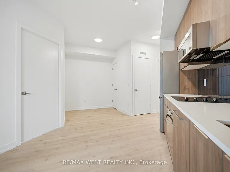 2501 Saw Whet Blvd #522 — Photo 12