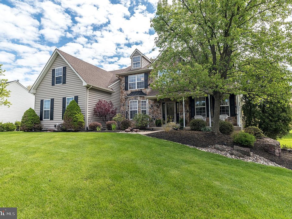 905 Red Coat Farm Dr, Chalfont, PA 18914 Zillow
