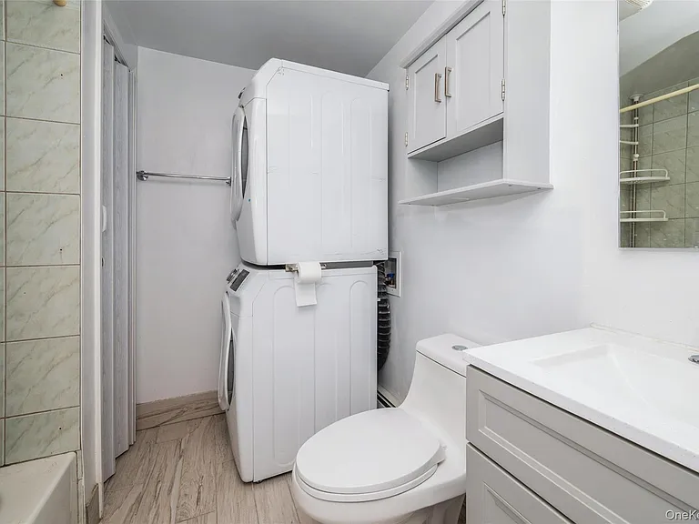 14 Tailor Ln — Photo 16