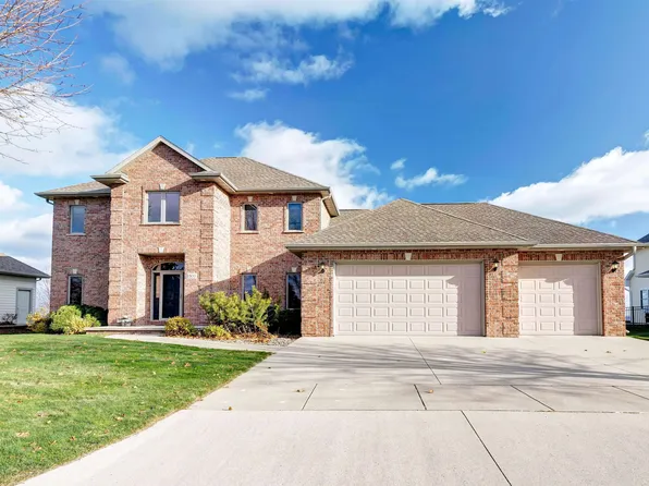 1500 Sundancer Ln, Kewaunee, WI 54216