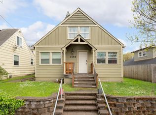 1559 SE Hamilton St, Roseburg, OR 97470