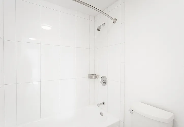 Trinity Towers Apartments — Photo 17