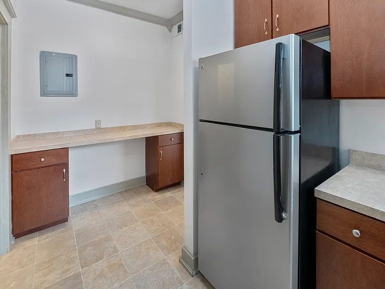 403 W Bloom St #5 — Photo 7