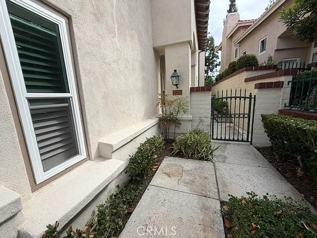 2517 Tequestra — Photo 3