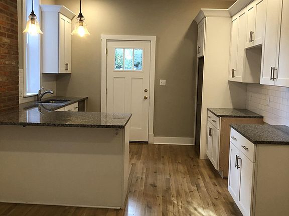Open, spacious kitchen with breakfast bar