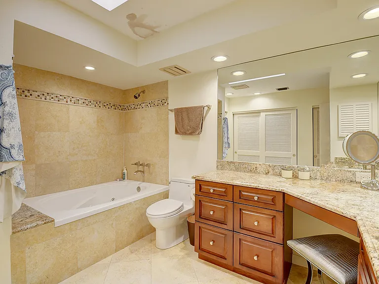 19550 Sawgrass Dr #2102 — Photo 18