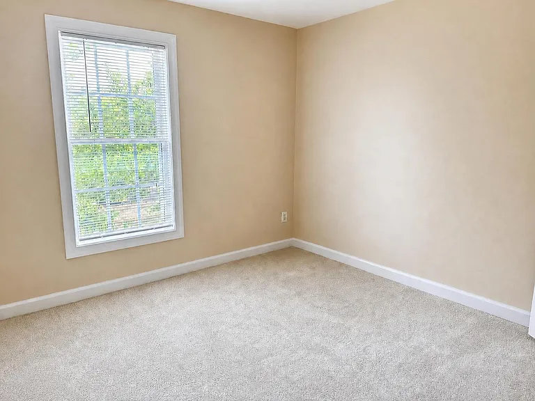 43061 Golf View Dr — Photo 11