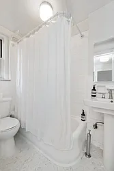 Rented by Avi Nash Associates