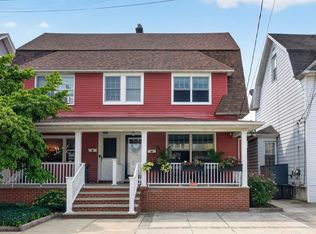16 Marion Ct, Bayonne, NJ 07002