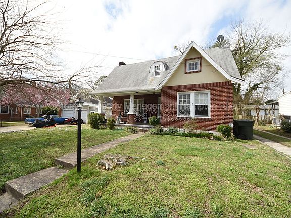 2nd image of 101 Chesterfield Rd #2