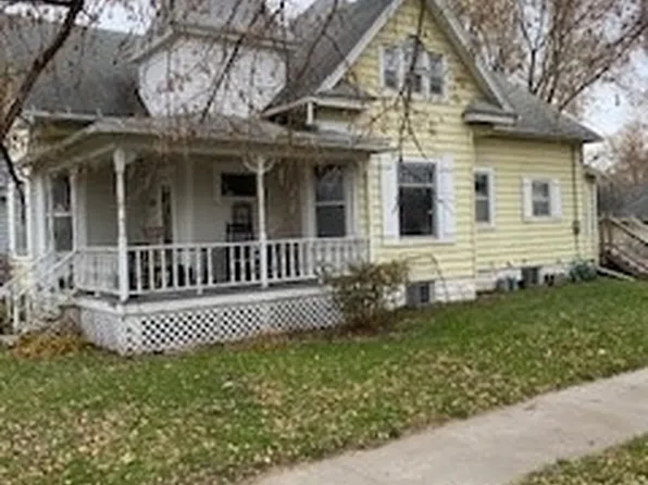 207 2nd Ave NW, Dayton, IA 50530