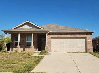 2321 Bermont Red Ln, Fort Worth, TX 76131