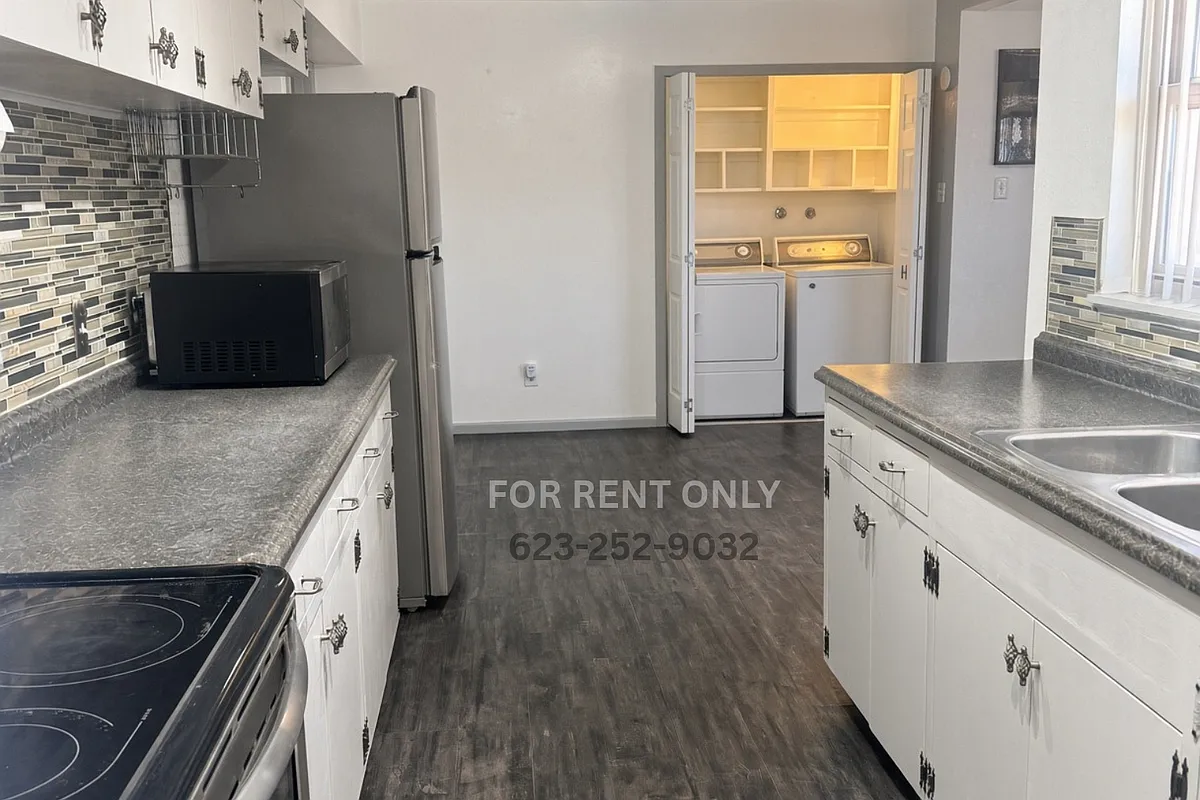 4 bed, 2.0 bath, 1815 sqft, $2,000 — Photo 3