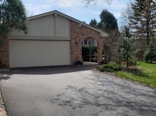 755 Windemere Dr, Plymouth, MN 55441
