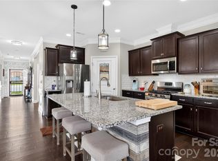 129 Rosebay Dr, Mooresville, NC 28117