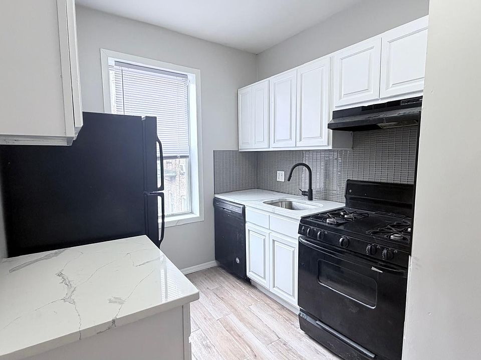 1st image of 27 Kensington Ave #41E