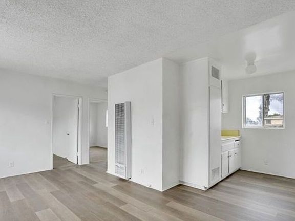 2nd image of 919 E 92nd St #1 & 2