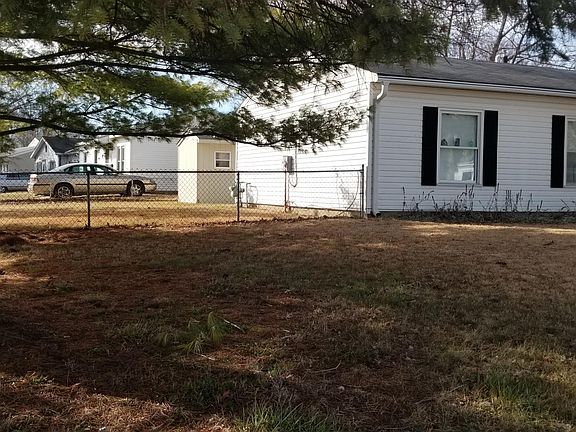 4th image of 1181 Bahama Dr