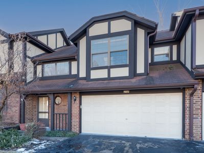 230 Oak Knoll Ln, Bloomingdale, IL, 60108