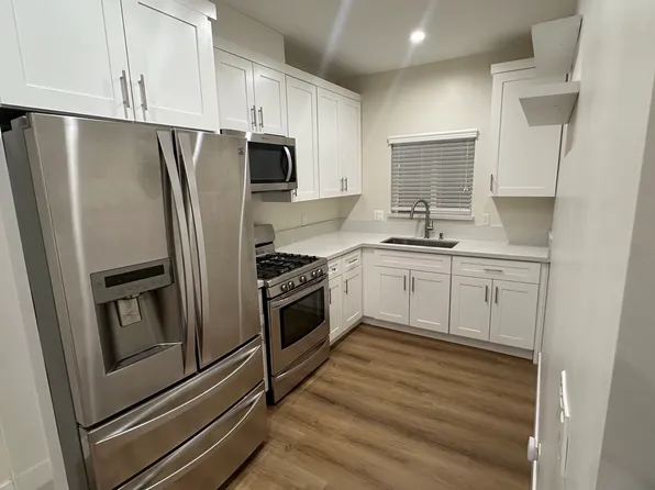 14083 Lakeside St, Sylmar, CA 91342
