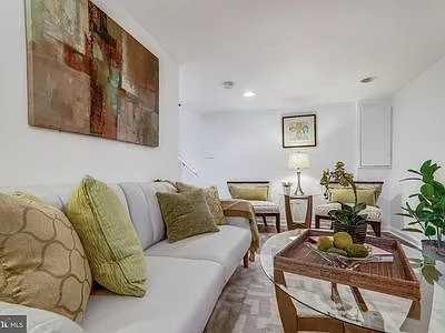 713 Sheridan St NW — Photo 18